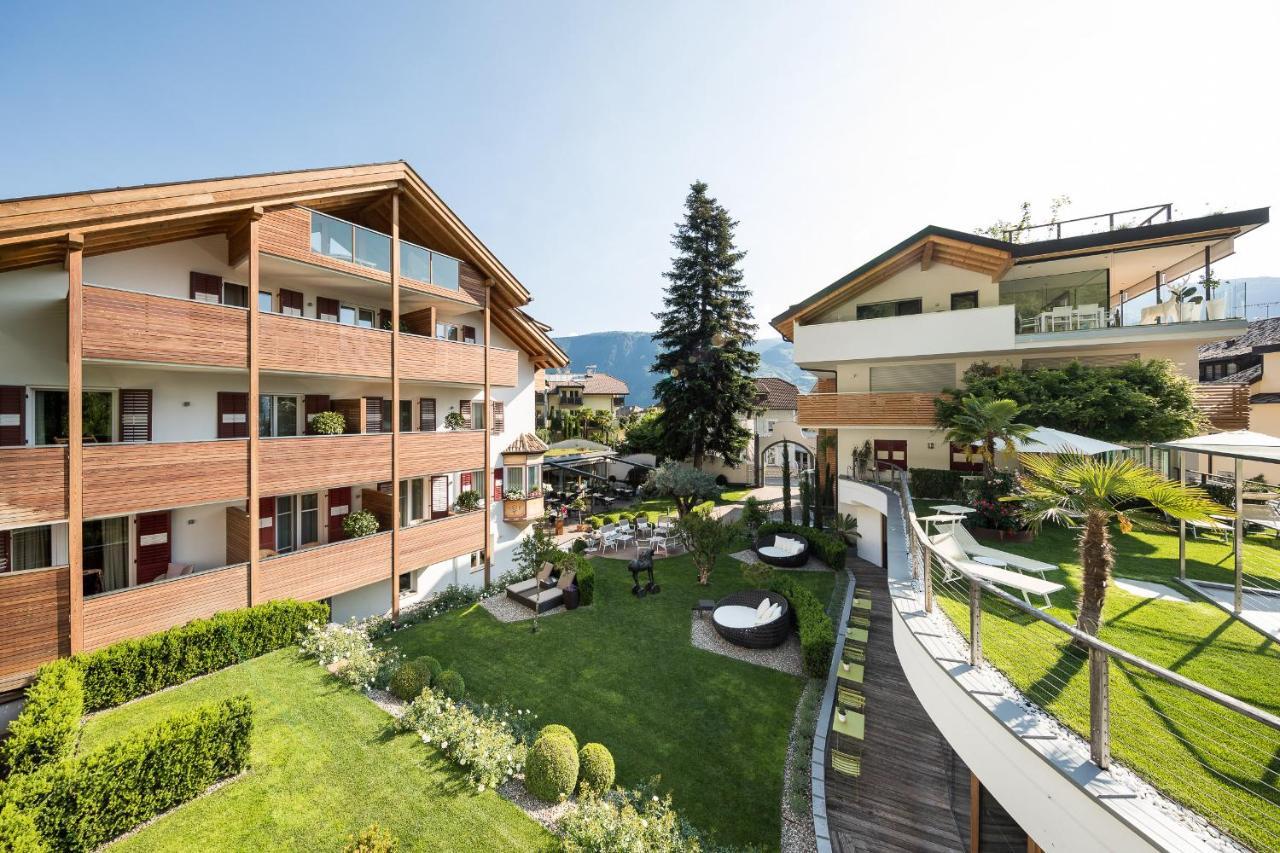 נאלס Boutique Hotel Zum Rosenbaum מראה חיצוני תמונה