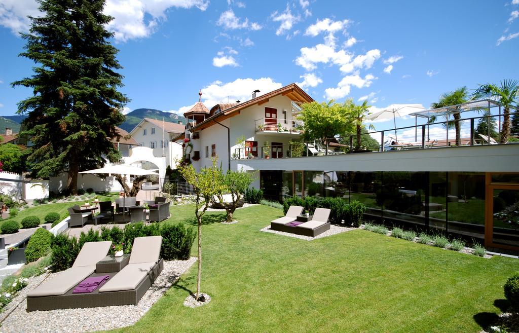 נאלס Boutique Hotel Zum Rosenbaum מראה חיצוני תמונה