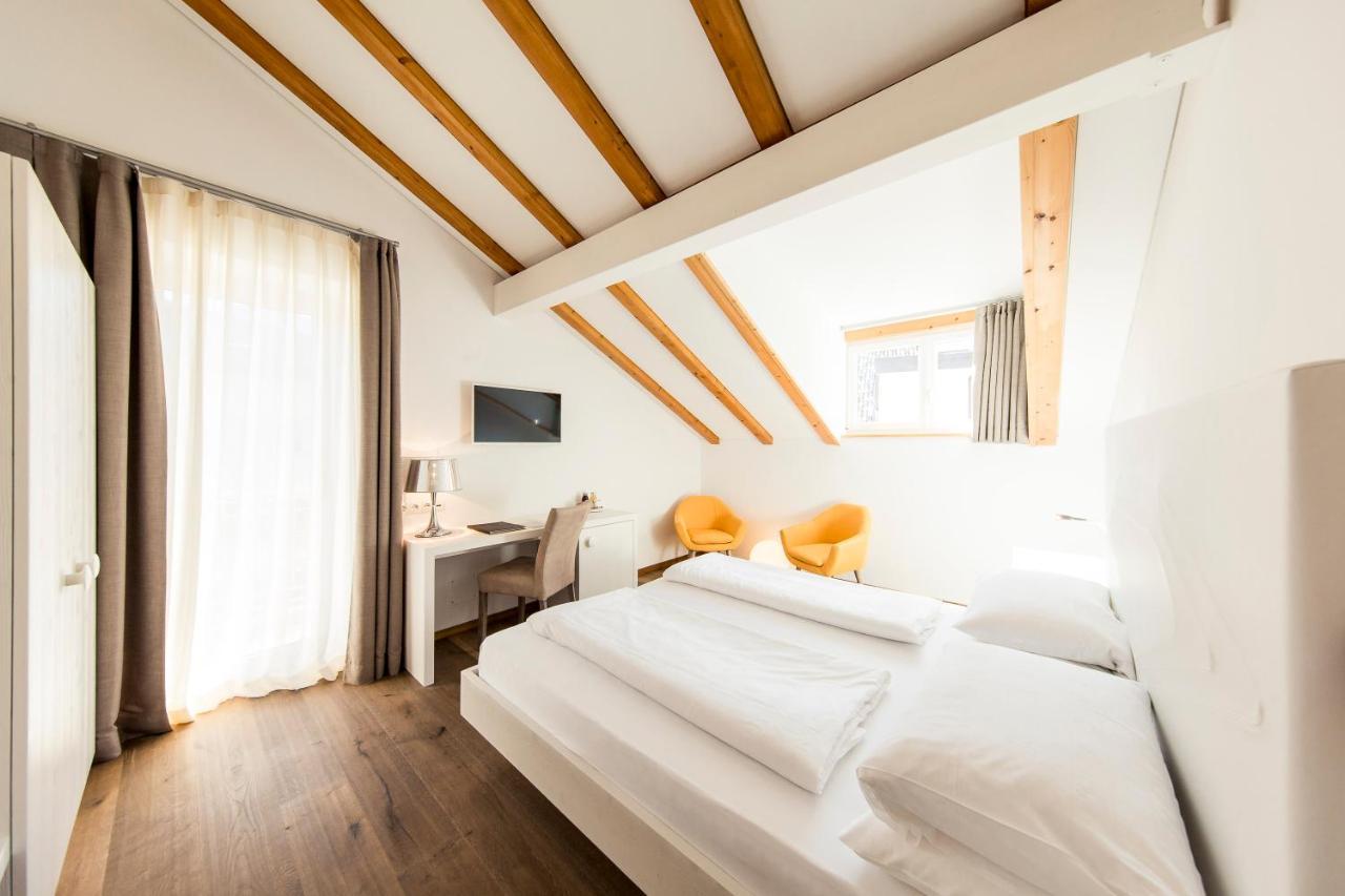 נאלס Boutique Hotel Zum Rosenbaum מראה חיצוני תמונה